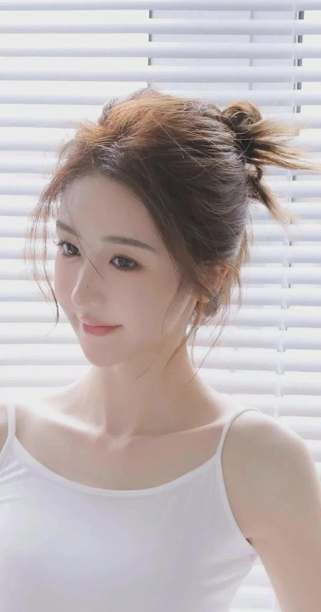 女生的观看网站凯发K8免费(图1)